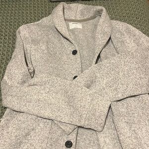 Light gray men’s cardigan